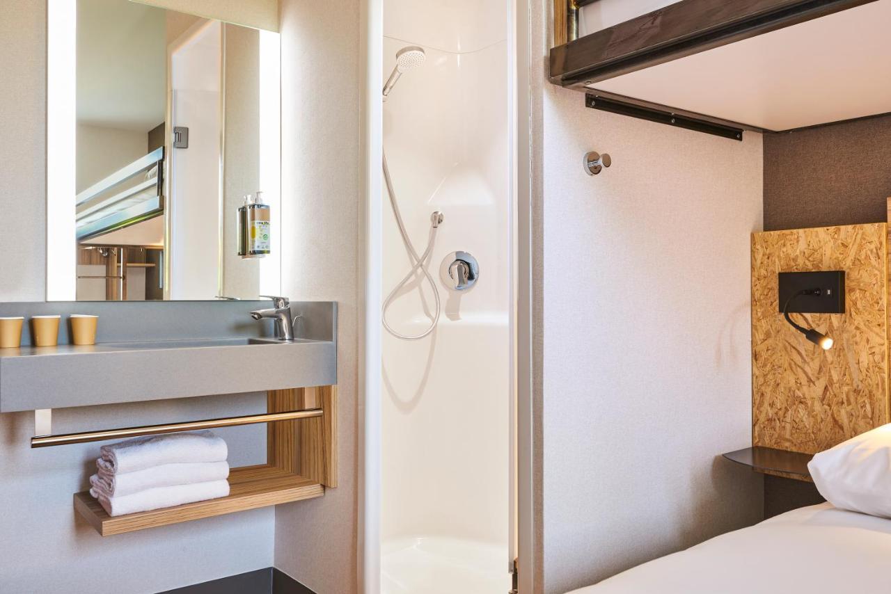 Ibis Budget Paris Porte De La Chapelle - Arena Exterior foto
